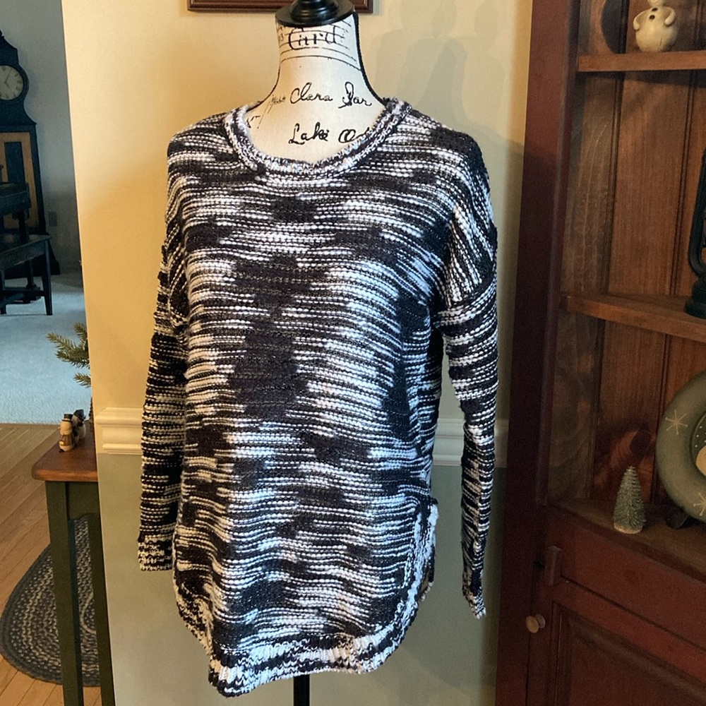 Black/white/metallic United States Sweaters crew neck sweater